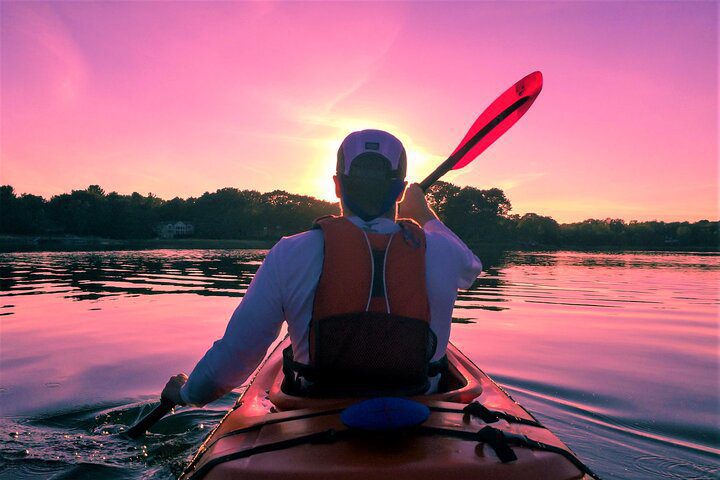 Sunset kayaking in Roundstone Bay. Galway. Guided.